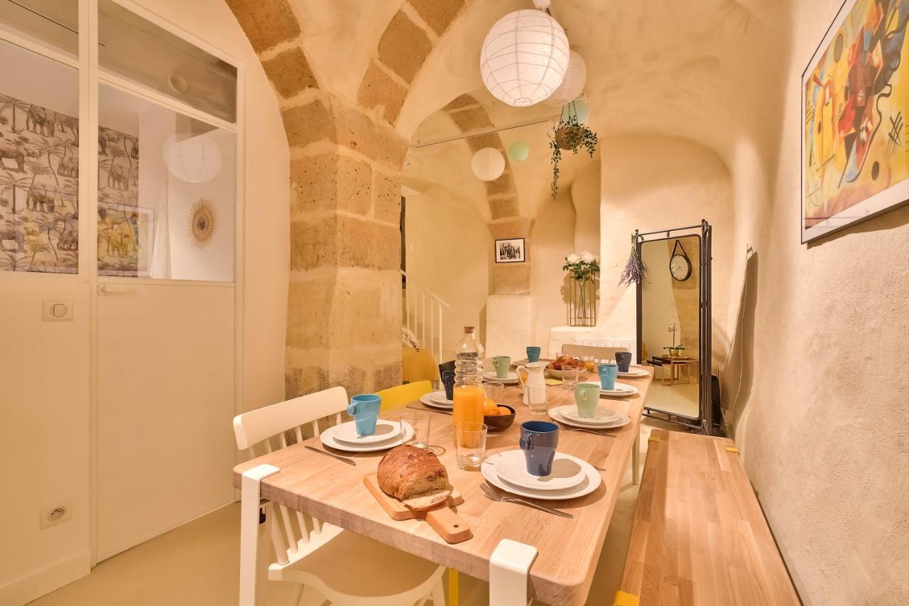 New Stunning 4 Bdrs Apt, With Ac - Le Marais Париж Екстериор снимка